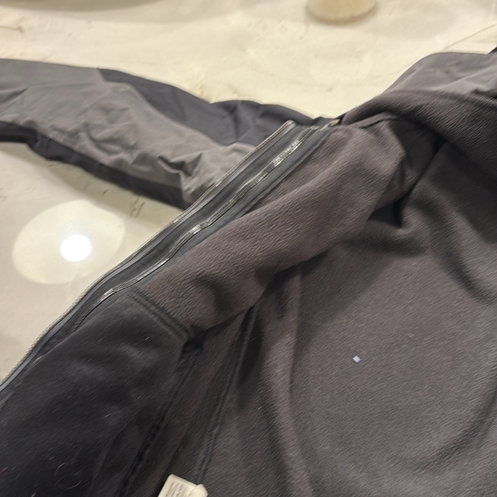 North face ski jacket - image 3